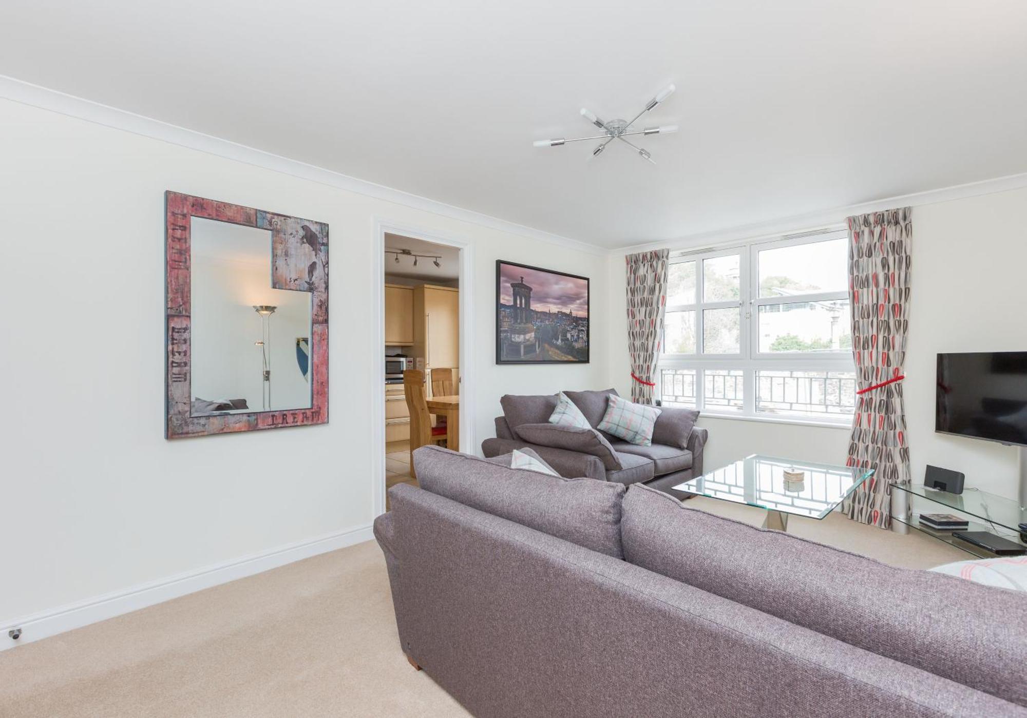 Old Tolbooth Wynd - 388 Apartment Edinburgh Ngoại thất bức ảnh